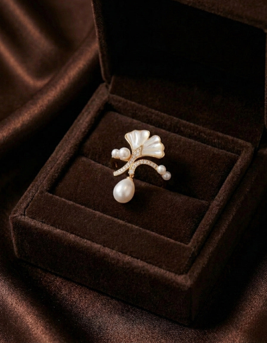 The Royal Pearl Ring